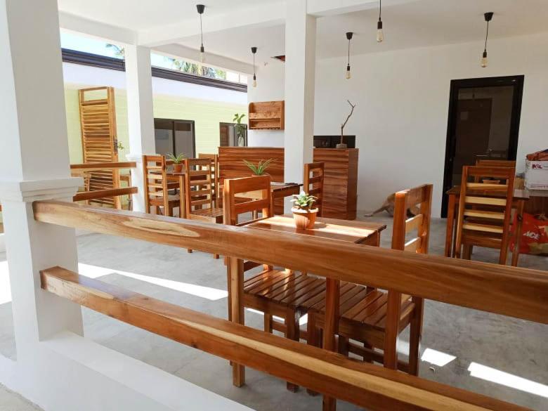 Hutch Lodging House El Nido Extérieur photo